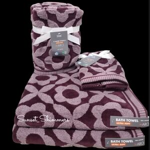 6pc FALL CARO Home Plush Bath Hand Tip Towel Set Modern Daisy Flower Plum Purple